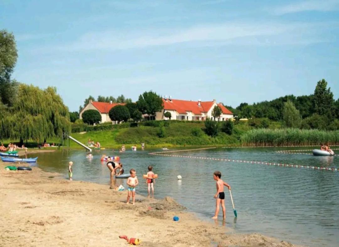 7 Person House With Garden, Firepit, Swimming Lake, Hammock, Child Friendly, In- And Outside Playground, Slide, And Great Coffee Ewijk Esterno foto