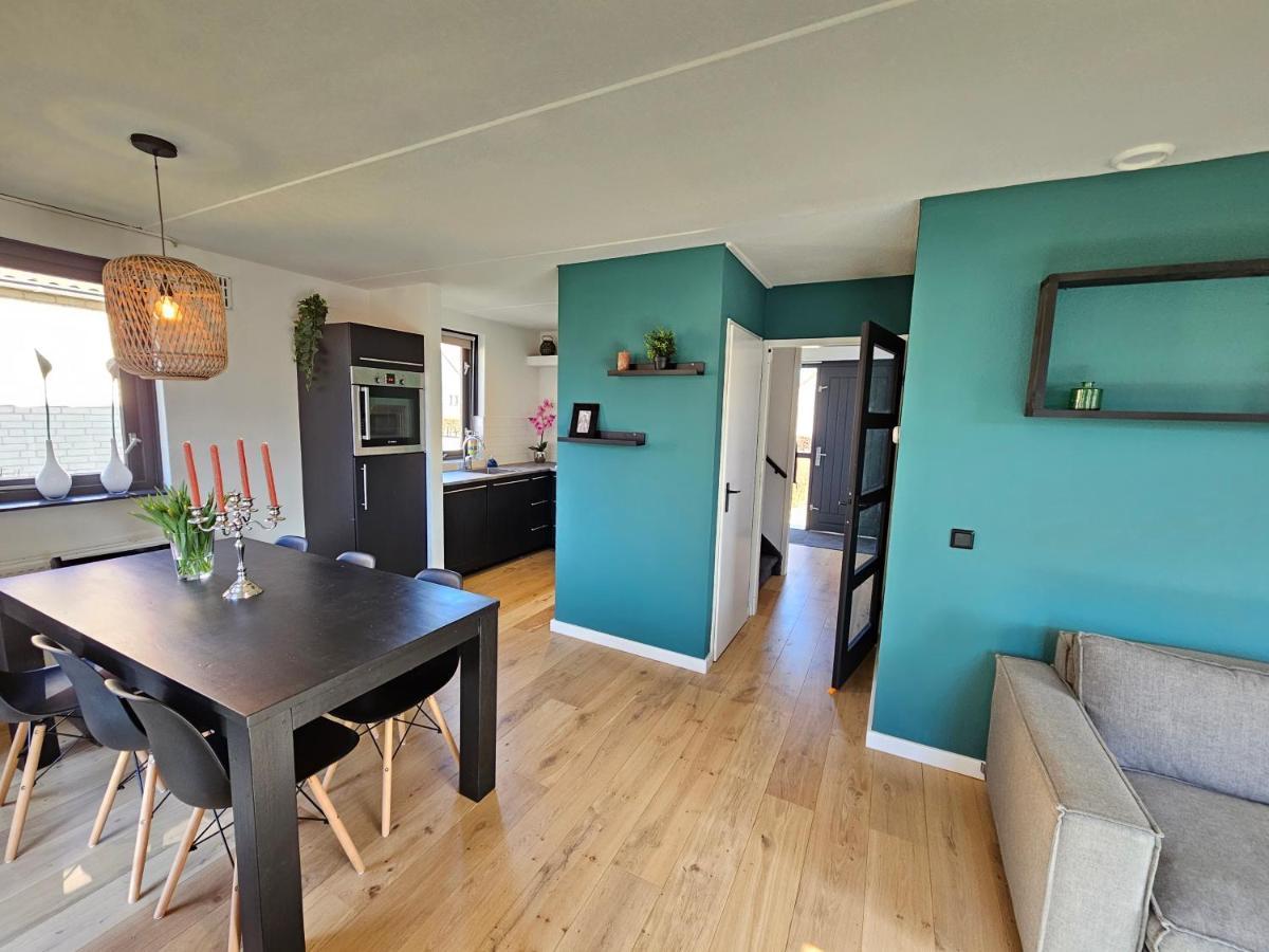 7 Person House With Garden, Firepit, Swimming Lake, Hammock, Child Friendly, In- And Outside Playground, Slide, And Great Coffee Ewijk Esterno foto
